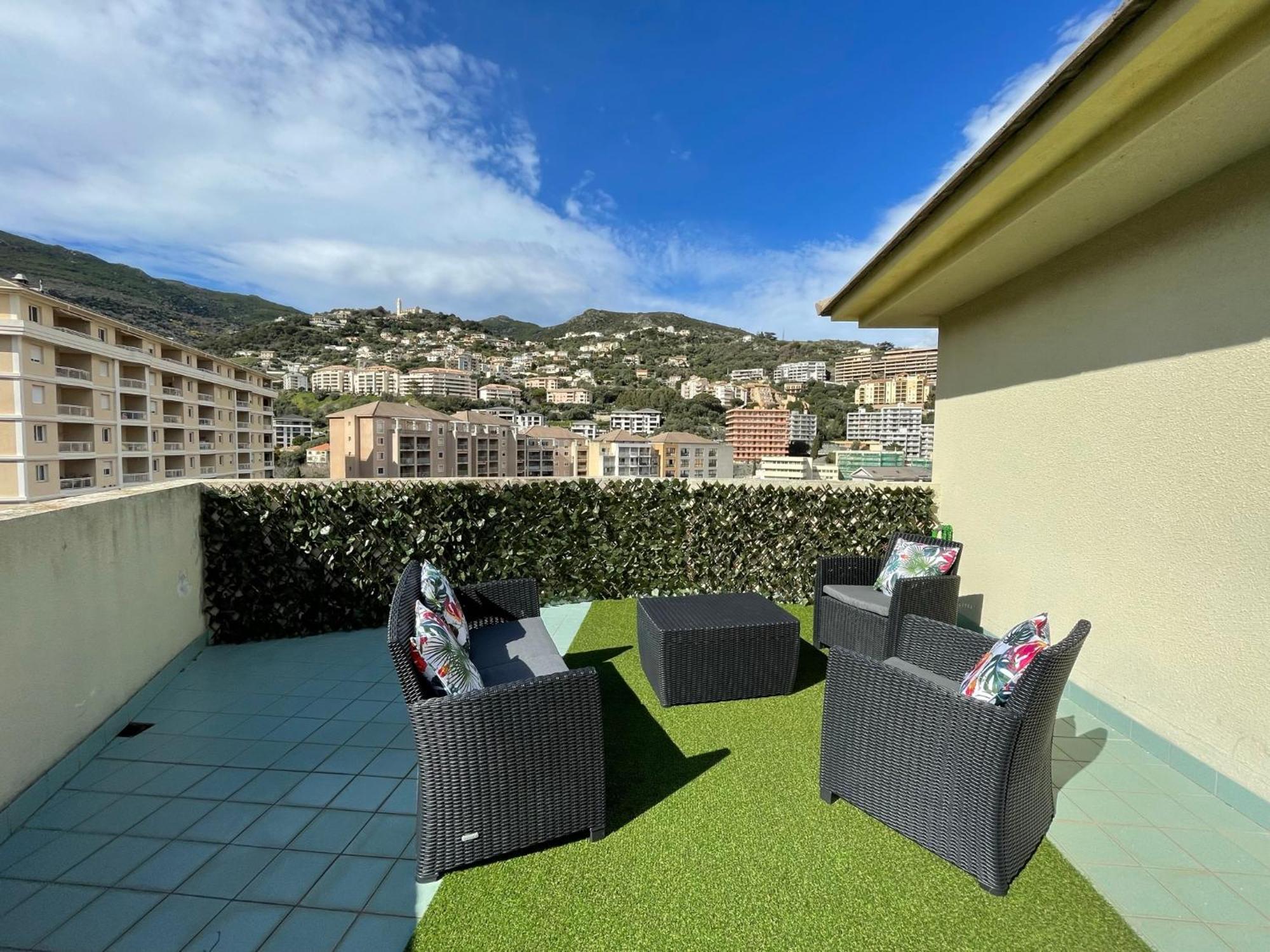 Grand T2 Proche Centre Ville, Vue Mer Et Montagne 바스티아 외부 사진